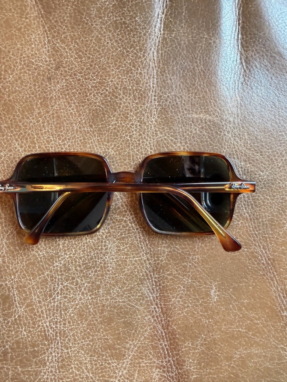 NWOT Ray-Ban Tortoiseshell Square Sunglasses with Dark Green Lenses - Picture 3 of 6